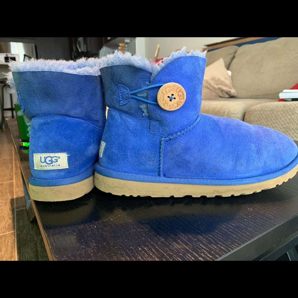 Mini Bailey Button Ugg Boots